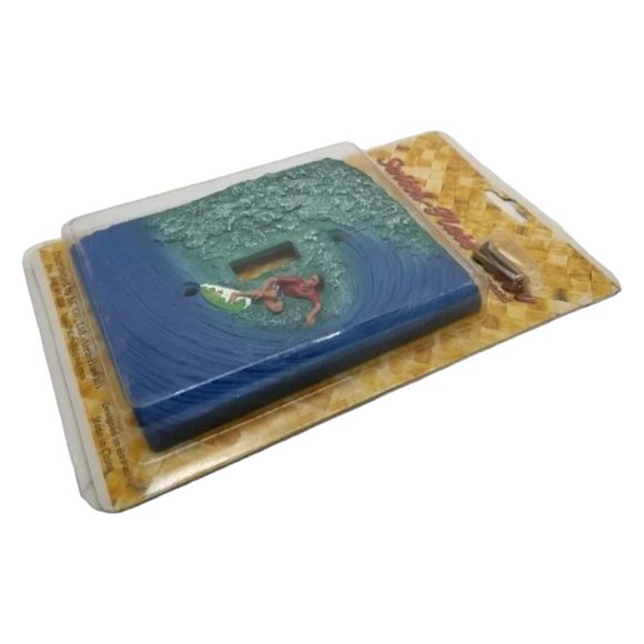 Making The Curl Surfer Wave Oceanic Single Switch Plate Cover Poly Resin - Picture 3 of 4
